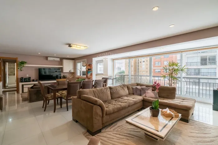 Apartamento mobiliado para alugar no Jardim Europa com 3 quartos (3 suítes)