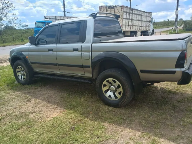 Mitsubishi L200 Sport HPE 2.5 4X4 CD DTI Dies. Aut. 2005