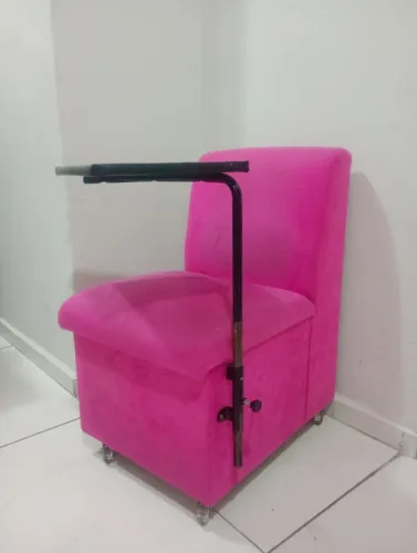 Vende-se ciranda de manicure