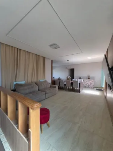 CASA A VENDA NO LINDEIA