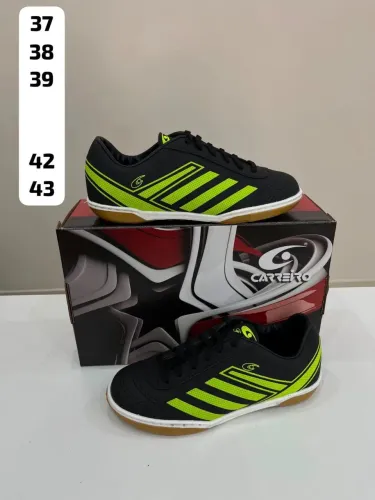 Chuteira futsal carreiro