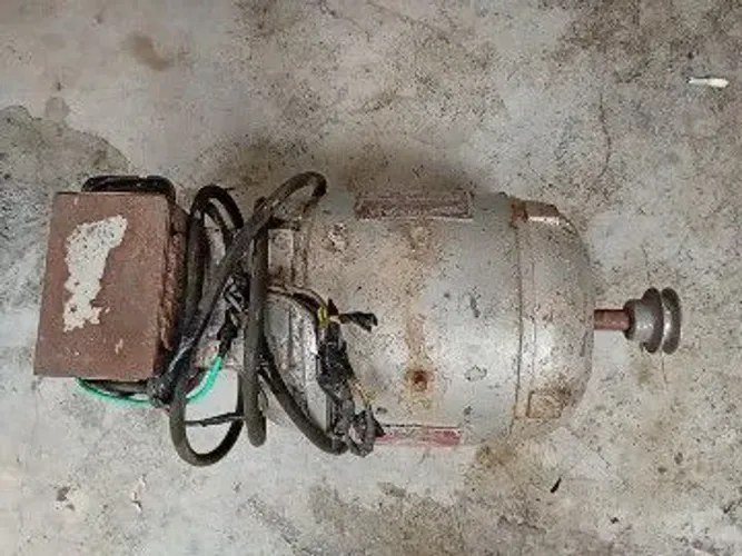 Motor trifásico 