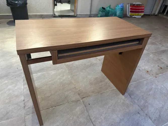 Vendo mesa de escritório super nova!