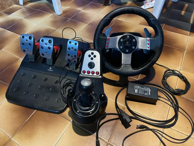 Volante G27 COMPLETO IMPECÁVEL