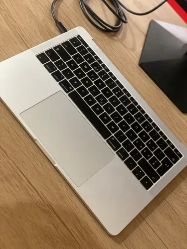 MacBook Pro de 13' 2017(SEM TELA)