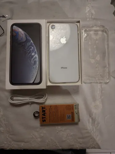 iPhone XR impecável