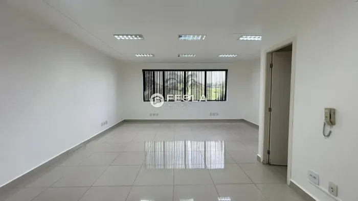 Sala para alugar em Americana, Jardim São Paulo, com 42 m², Miami
