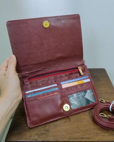 Bolsa Carteira Transversal em Couro Legítimo (Vinho / Vermelho Queimado) - 2 em 1 <br><br>