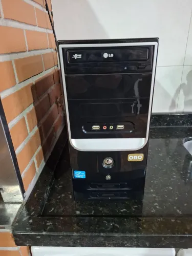 Gabinete cpu semi novo 