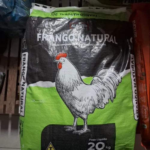 Vendo ração postura ou engorda 20kg para galinhas 