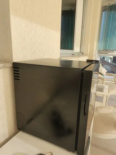 Oportunidade! Adega de Vinho Philco PH16E
