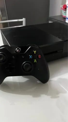 Xbox one 500GB 1 Controle 