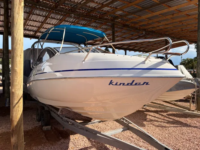Lancha focker 215