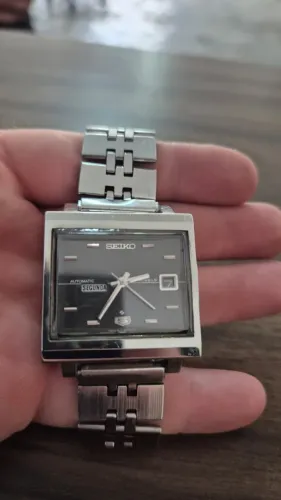 Relógio Seiko 5 Square Automático