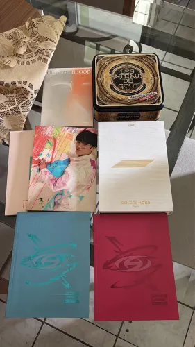 Vendo diversos Álbuns de Kpop