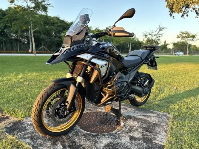 Bmw R 1300 gs triple black 2024