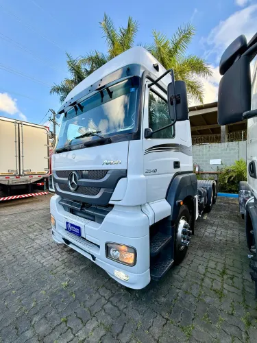 MB 2540 AXOR 6x2 2009 ( SOMOS LOJA ) 