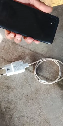 Celular quebra galho 
