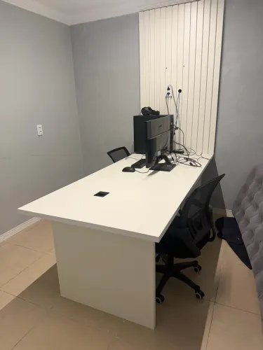 Mesa reunião 2M