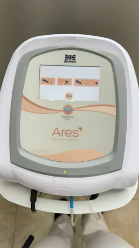 Novo Ares V3.0- Aparelho para Carboxiterapia e Corrente High Volt - IBRAMED