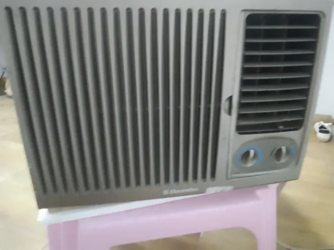 Ar condicionado Eletrolux de janela