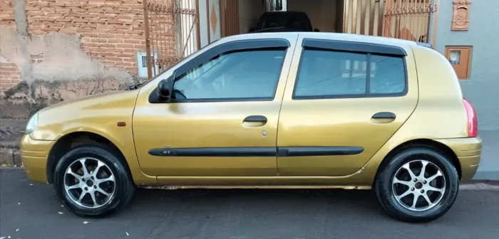 Renault Clio RT 1.6 5P 2000