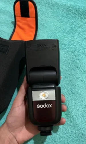 Flash S godox V860iii