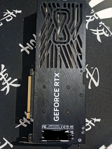 RTX 5060 Palit Infinity 3 8GB GDDR7 Triple Fan + Caixa + NF