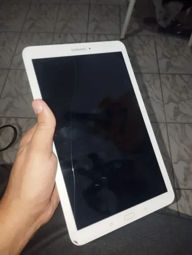 TABLET SAMSUNG GRANDE FUNCIONANDO TELA RACHADA
