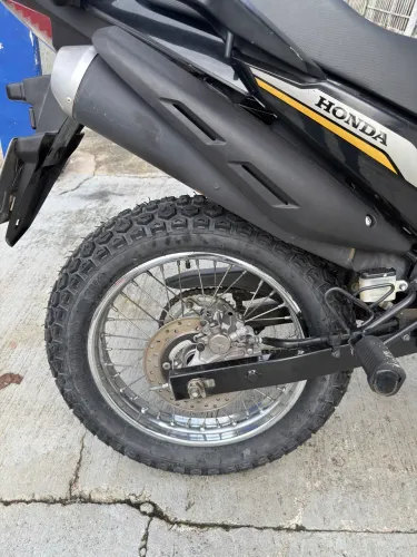 Bros 160 2022 cinza