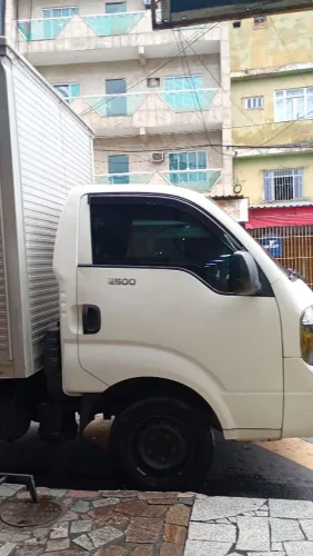 Kia bongo novo.