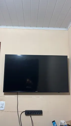 tv smart 43 polegadas sem riscos ou defeitos 