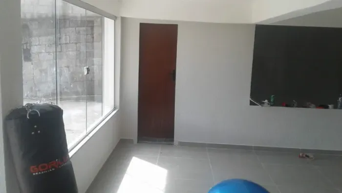 Serviços de pedreiro reformas e construções *