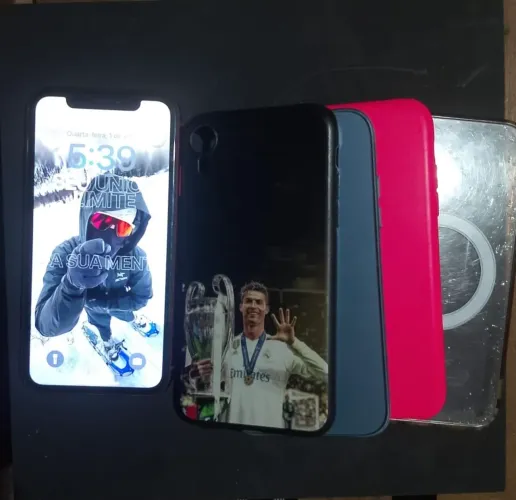 IPHONE XR VERMELHO