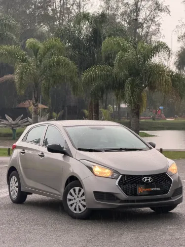 Hyundai HB20 Unique 1.0 Flex 12V Mec. 2019