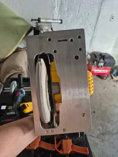 Serra Circular 7-1 Dewalt + Bateria 4MAh + Disco Freud 80 dentes (novo)