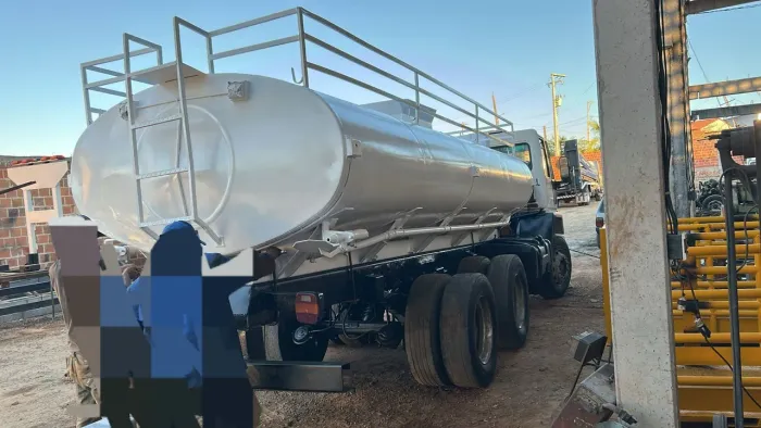 Tanque pipa 10mil lts.