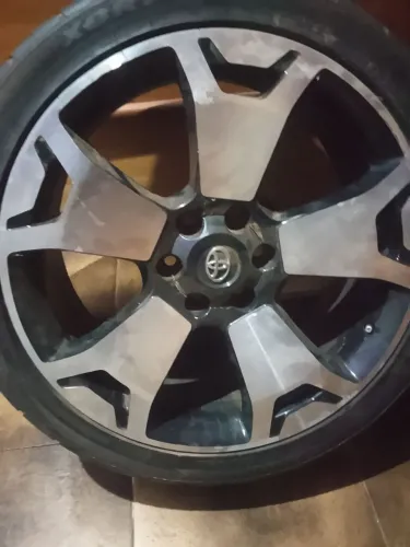 Rodas Aro 22 Hilux 265/40/22 4 pneus bom