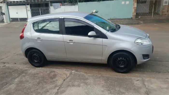 Fiat Palio Attractive 1.0 EVO Fire Flex 8V 5P 2014