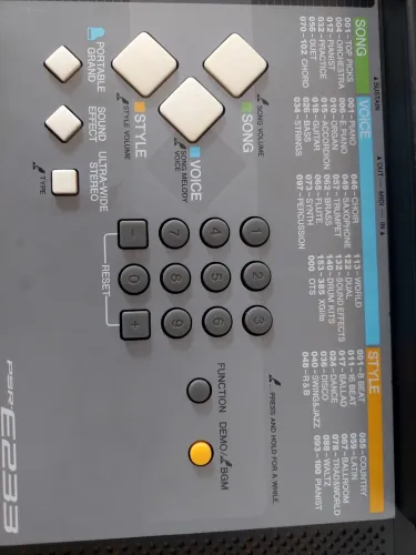 Vendo Teclado PsrE 233Yamaha 