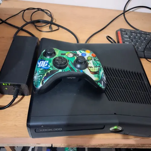 Xbox360 desbloqueado rgh3 e ltu 29 jogos no hd
