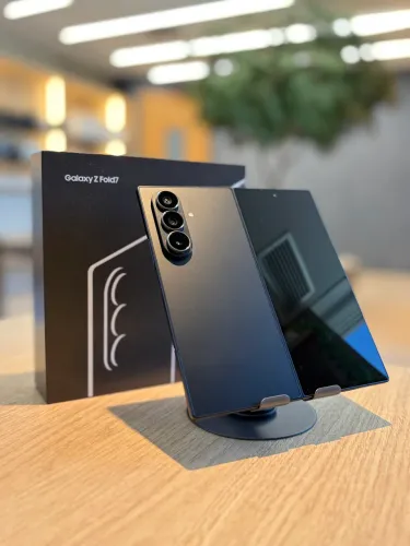 Samsung Galaxy ZFold 7 512/12GB Preto - Seminovo