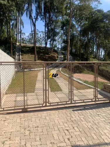 Terreno à venda em Embu das Artes-SP, Chácaras Lidia, 1.500,00m² de área: sua oportunidade