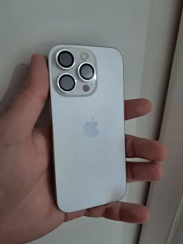 Iphone 16 PRO 256g praticamente zero