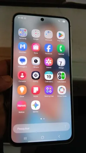 Vendo celular samsung s24 fe seme novo