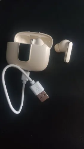 Fone bluetooth - 1 Com borracha e outro sem