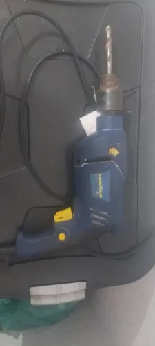 Vendo furadeira e tico tico excelente estado