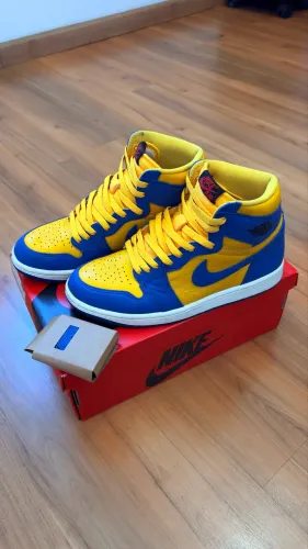 Tênis Nike Air Jordan Retro De Couro Azul E Amarelo N.39