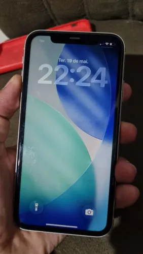 Iphone 11 128 gb em perfeito estado, sou o segundo dono.