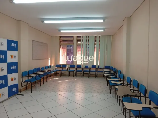 Excelente conjunto comercial com aproximadamente 50,37m² privativos